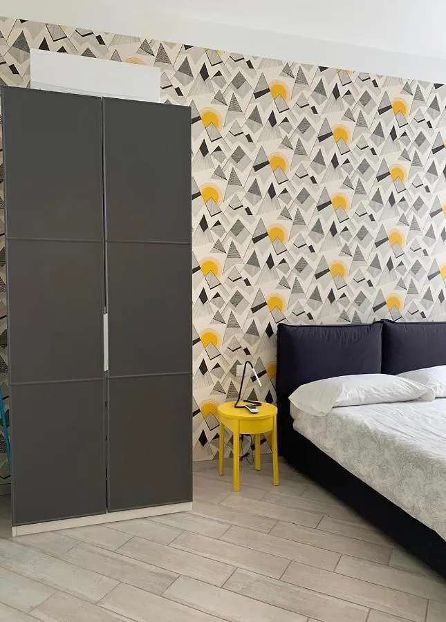 Milano Suite - Porta Venezia 0*, Milan Italy